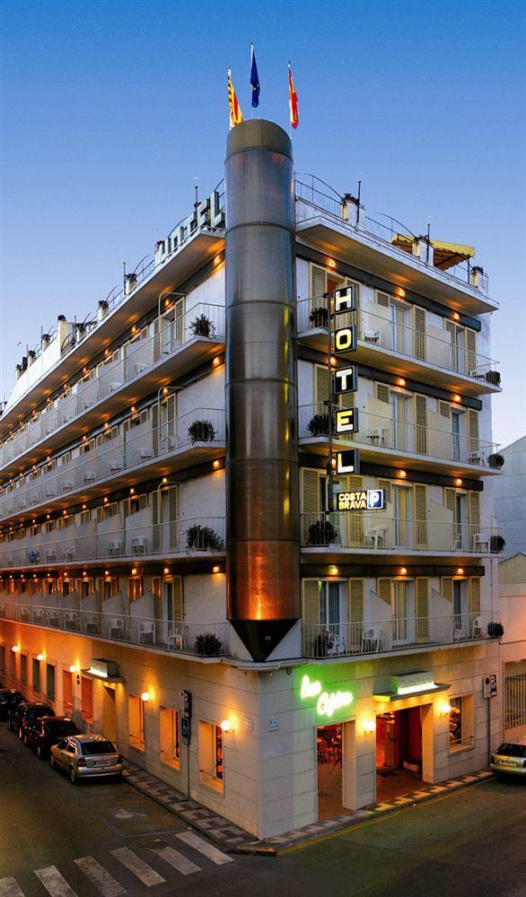 Hotel Costa Brava บลาเนส ภายนอก รูปภาพ
