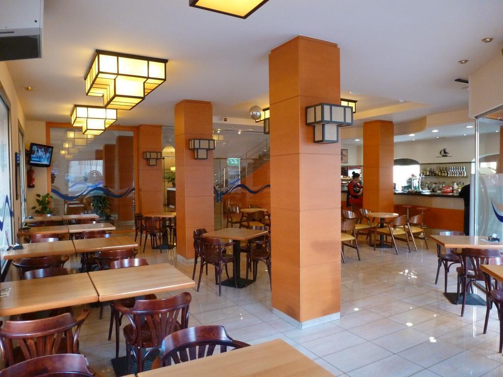 Hotel Costa Brava บลาเนส ภายนอก รูปภาพ