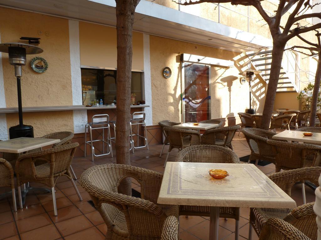 Hotel Costa Brava บลาเนส ภายนอก รูปภาพ