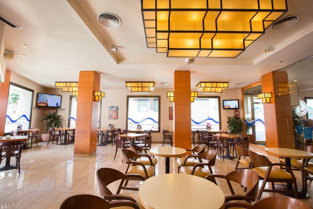 Hotel Costa Brava บลาเนส ภายนอก รูปภาพ