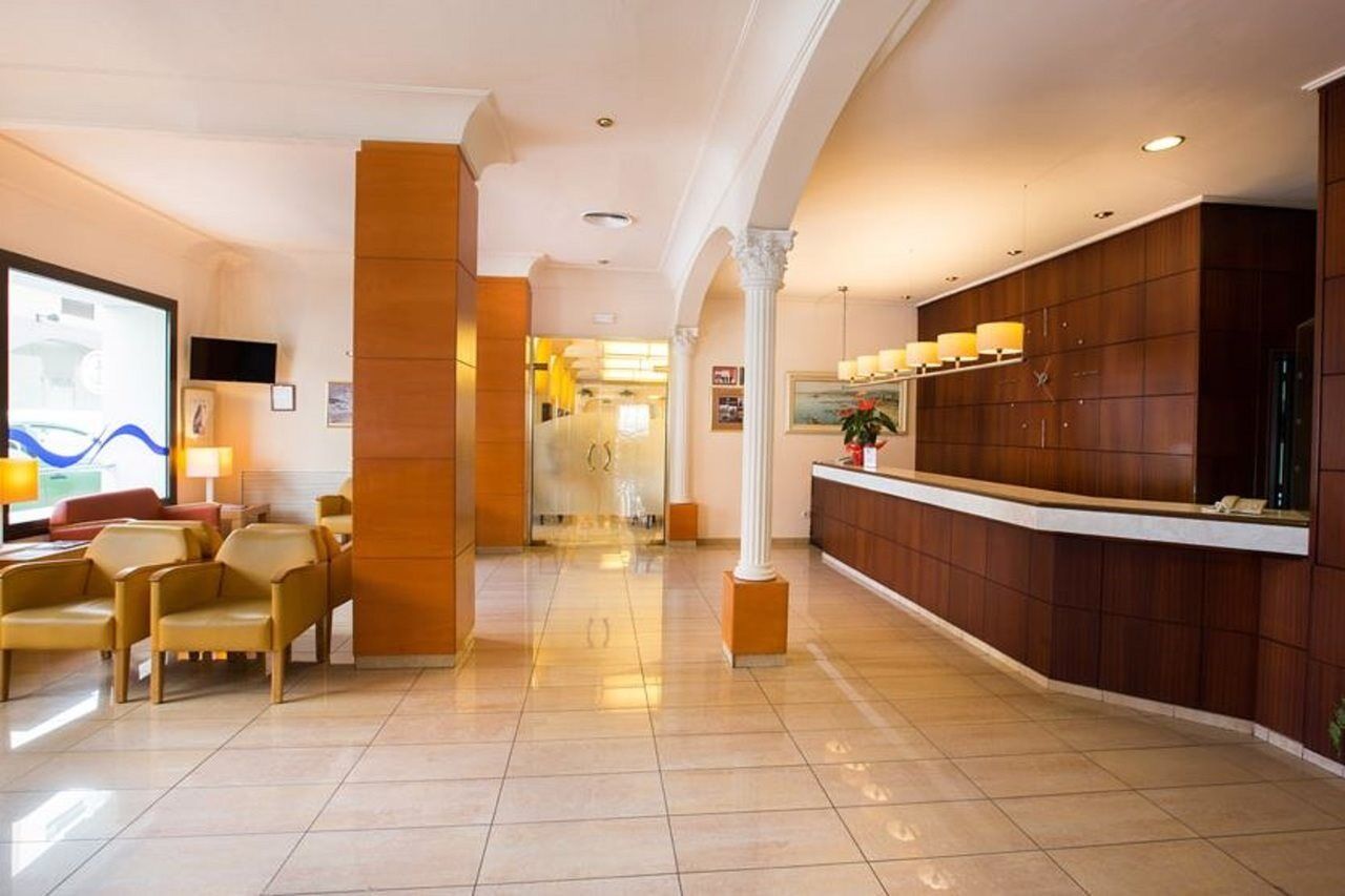 Hotel Costa Brava บลาเนส ภายนอก รูปภาพ